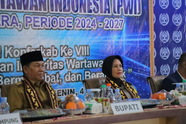 Kabid Humas Polda Lampung Hadiri Konferkab VIII PWI Lampung Utara